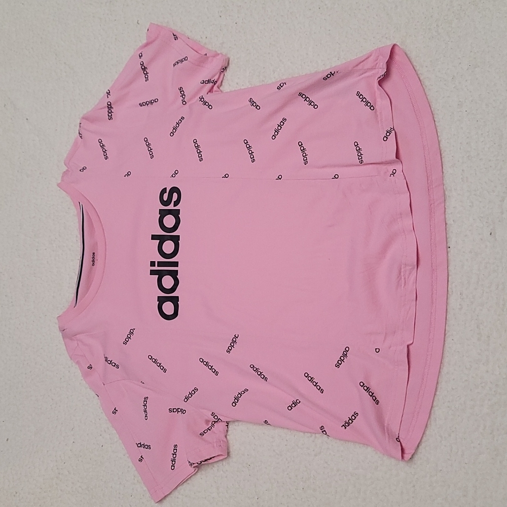 Adorable Baby Pink 💗 Retro Adidas Tee